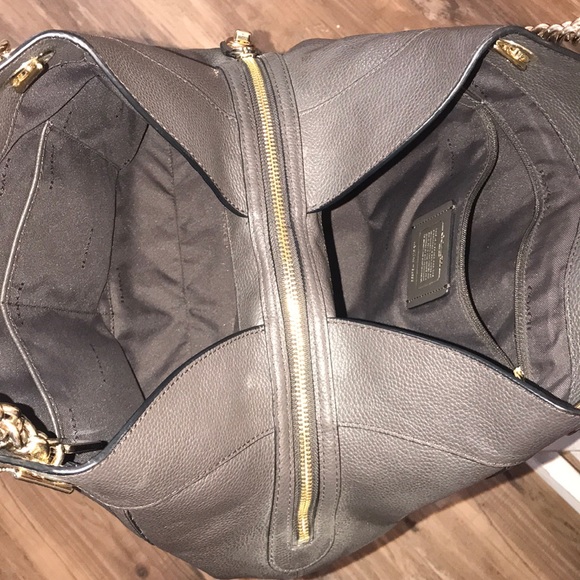 SOLD Coach chocolate bag excellent condition - Picture 4 of 8